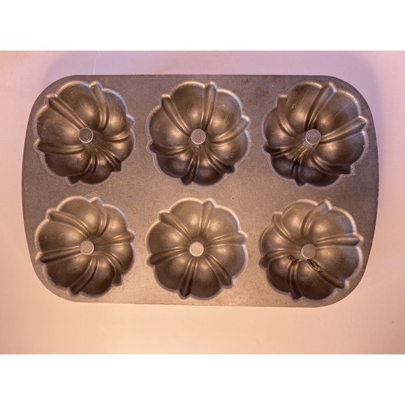Nordic Ware Kitchen Nordic Ware Mini Bundt Muffin Cake Pan Nonstick